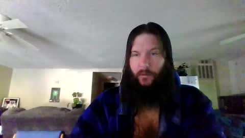 Snapshot of mudge chatting on 12.28.24 Mudge online show from 12.28.24