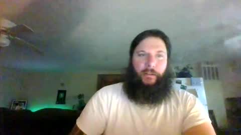 Snapshot of mudge chatting on 12.29.24 Mudge online show from 12.29.24