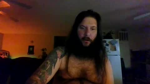 Snapshot of mudge chatting on 01.02.25 Mudge online show from 01.02.25