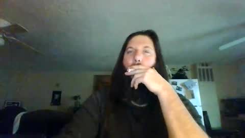 Snapshot of mudge chatting on 01.12.25 Mudge online show from 01.12.25
