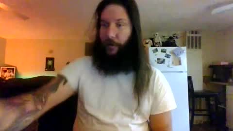 Snapshot of mudge chatting on 01.20.25 Mudge online show from 01.20.25