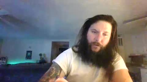 Snapshot of mudge chatting on 01.20.25 Mudge online show from 01.20.25