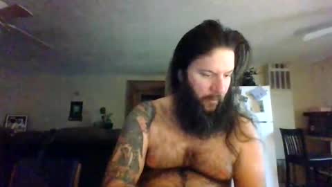 Snapshot of mudge chatting on 01.21.25 Mudge online show from 01.21.25
