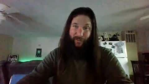 Snapshot of mudge chatting on 01.22.25 Mudge online show from 01.22.25