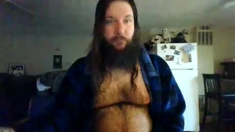 Snapshot of mudge chatting on 01.23.25 Mudge online show from 01.23.25