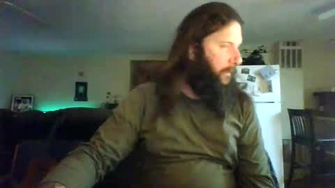Snapshot of mudge chatting on 01.24.25 Mudge online show from 01.24.25