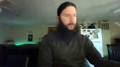 Snapshot of mudge chatting on 01.31.25 Mudge online show from 01.31.25