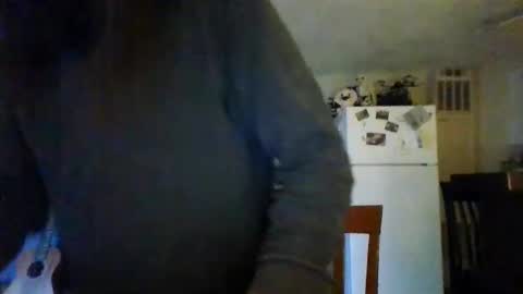 Snapshot of mudge chatting on 02.03.25 Mudge online show from 02.03.25