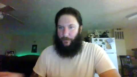Snapshot of mudge chatting on 02.07.25 Mudge online show from 02.07.25