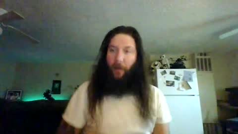 Snapshot of mudge chatting on 02.10.25 Mudge online show from 02.10.25
