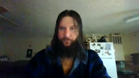 Snapshot of mudge chatting on 02.24.25 Mudge online show from 02.24.25