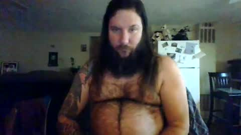 Snapshot of mudge chatting on 03.08.25 Mudge online show from 03.08.25