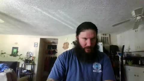 Snapshot of mudge chatting on 06.26.26 Mudge online show from 06.26.26