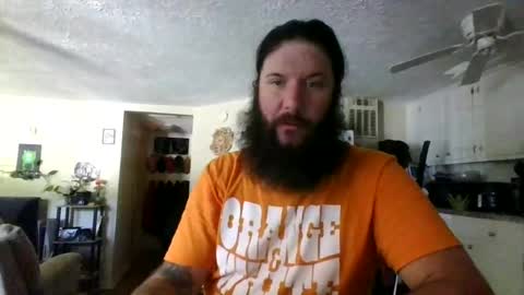 Snapshot of mudge chatting on 07.01.26 Mudge online show from 07.01.26
