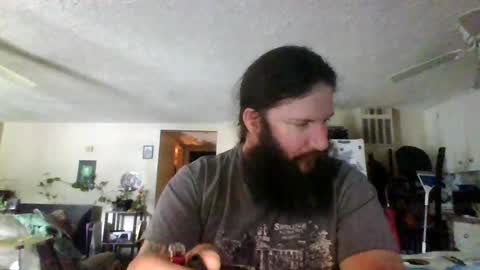 Snapshot of mudge chatting on 08.01.26 Mudge online show from 08.01.26