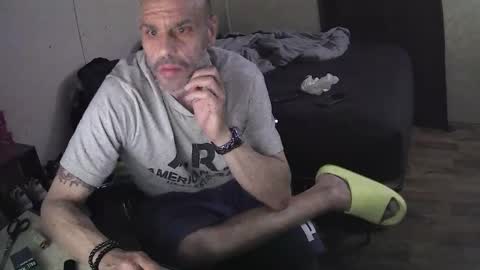 Muffdiver online show from 03.13.26