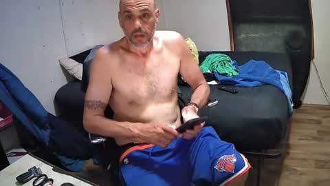 Snapshot of muffdiver718 chatting on 06.19.26 Muffdiver online show from 06.19.26