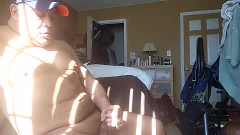 Snapshot of mugsy183 chatting on 02.15.26 mugsy183 online show from 02.15.26