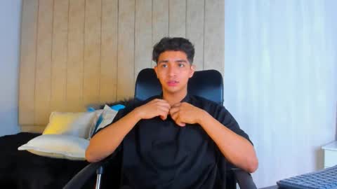 Snapshot of muichiro_tokito1 chatting on 02.05.25 muichiro tokito1 online show from 02.05.25