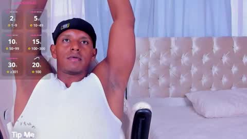 Snapshot of mulato_fit15 chatting on 09.23.25 mulato online show from 09.23.25