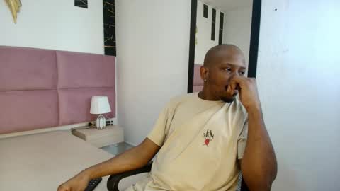 Muller Asher online show from 11.15.25