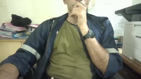 Snapshot of mumbaimonster8inch chatting on 12.05.24 rajesh engineer online show from 12.05.24