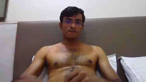 Snapshot of mumbaimonster8inch chatting on 09.17.25 rajesh engineer online show from 09.17.25