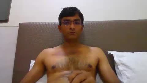 Snapshot of mumbaimonster8inch chatting on 11.05.25 rajesh engineer online show from 11.05.25