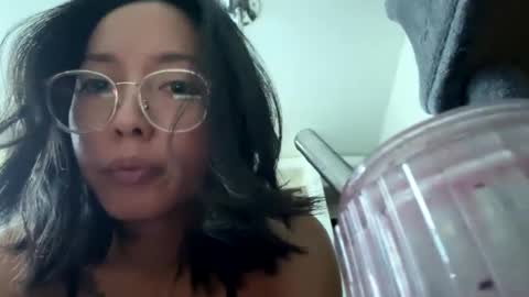 Snapshot of muniico chatting on 09.18.25 muniico online show from 09.18.25