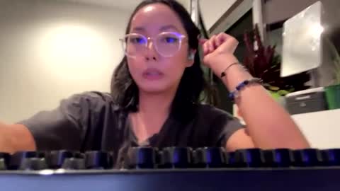 Snapshot of muniico chatting on 09.21.25 muniico online show from 09.21.25