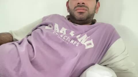 munnabobby2008 online show from 01.31.25