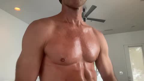 Snapshot of murakmi800 chatting on 09.29.25 Araki online show from 09.29.25