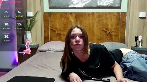 Snapshot of murrkitten chatting on 09.25.25 murrkitten online show from 09.25.25