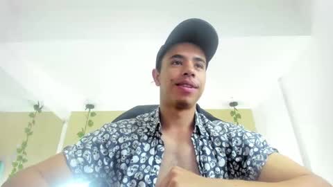 muscle scott online show from 09.29.25