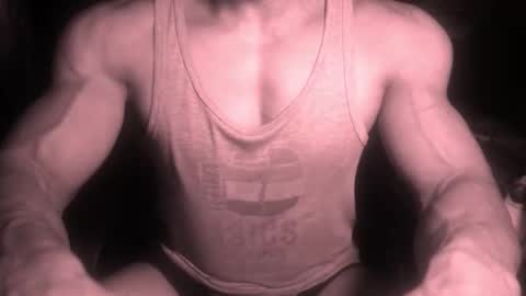 Snapshot of musclebredon chatting on 11.26.25 BRENDON online show from 11.26.25