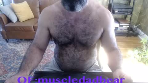 Snapshot of muscledadbear chatting on 09.21.25 Jordan El Din online show from 09.21.25