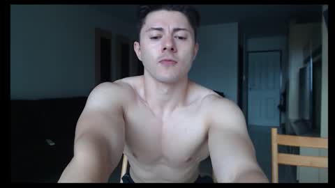 Snapshot of muscledoctor24 chatting on 10.28.25 Everet online show from 10.28.25