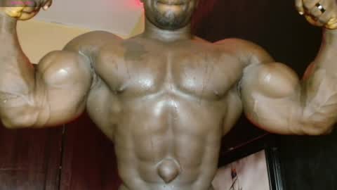 musclegod23 online show from 04.06.26
