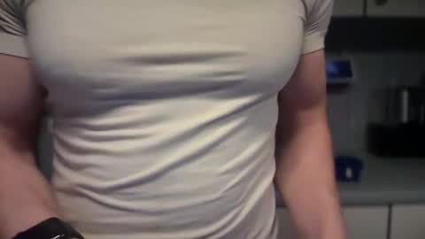 musclehair3 online show from 02.20.25