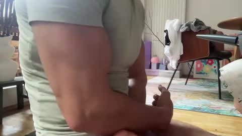 musclehair3 online show from 07.16.26