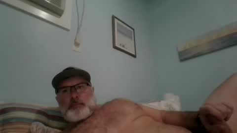 Snapshot of musclemeat41 chatting on 12.30.24 musclemeat41 online show from 12.30.24