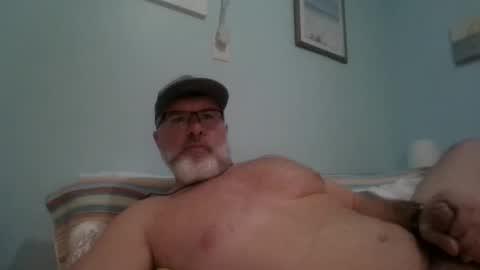 Snapshot of musclemeat41 chatting on 02.13.25 musclemeat41 online show from 02.13.25