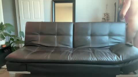 Muscle Otter Cum online show from 12.19.24