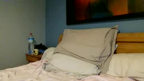 muscleshow00 online show from 11.14.25