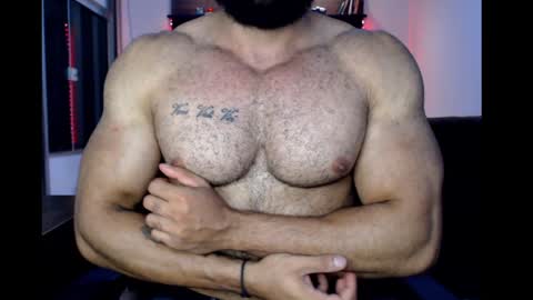Snapshot of muscleweed420 chatting on 02.05.25 Ragnar   online show from 02.05.25