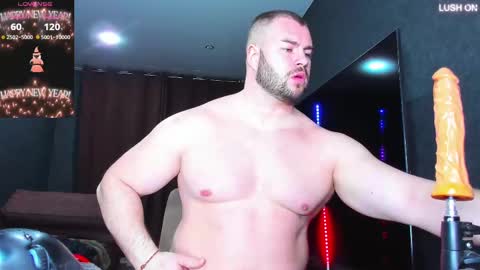 click icon for peach  online show from 03.07.25