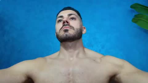 Snapshot of muscularmaster chatting on 06.23.26 muscularmaster onlyfans online show from 06.23.26