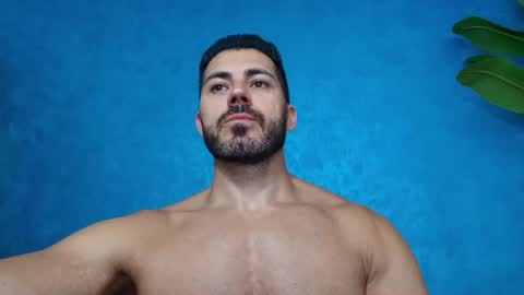 Snapshot of muscularmaster chatting on 07.05.26 muscularmaster onlyfans online show from 07.05.26