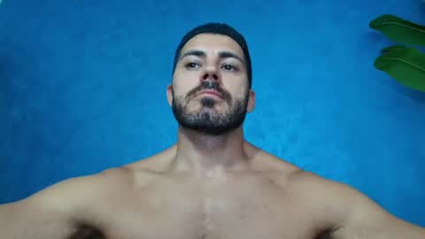 Snapshot of muscularmaster chatting on 07.05.26 muscularmaster onlyfans online show from 07.05.26