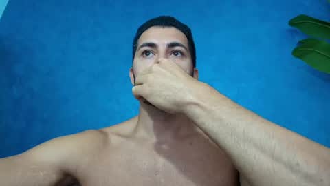 Snapshot of muscularmaster chatting on 07.10.26 muscularmaster onlyfans online show from 07.10.26